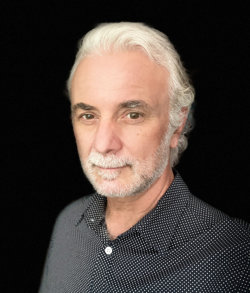 Daniel Kestenholz, born in 1966, is a Swiss-Thai journalist, correspondent, author, photographer and bon vivant, mainly living in Bangkok, Thailand and Zurich, Switzerland